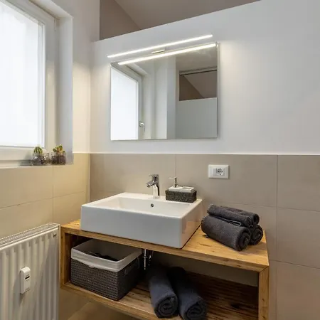 アパート Hanna メラーノ